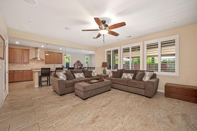 4097 Southampton St, Roseville, CA 95747