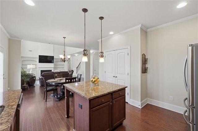 7425 Whistling Duck Way, Flowery Branch, GA 30542