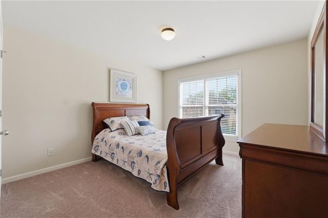 7425 Whistling Duck Way, Flowery Branch, GA 30542
