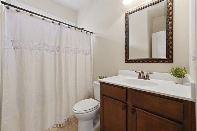7425 Whistling Duck Way, Flowery Branch, GA 30542