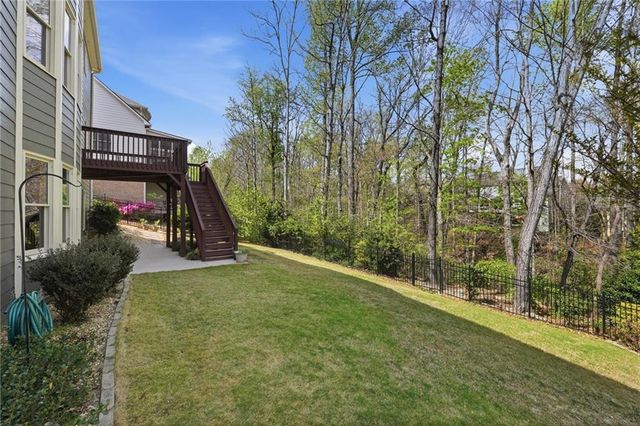 7425 Whistling Duck Way, Flowery Branch, GA 30542