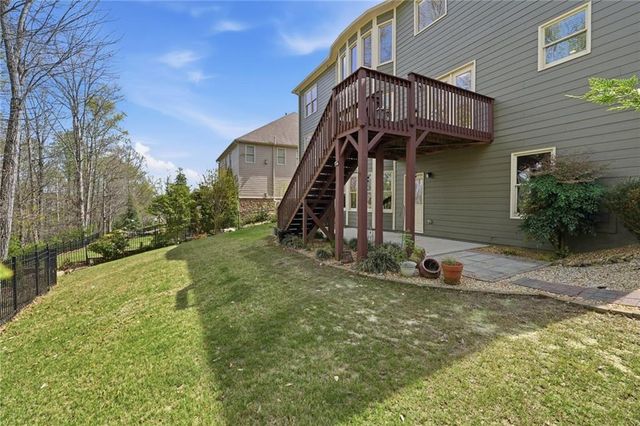 7425 Whistling Duck Way, Flowery Branch, GA 30542