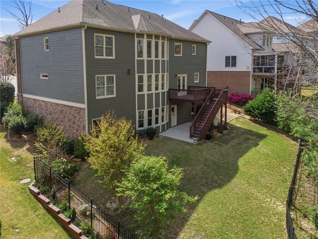 7425 Whistling Duck Way, Flowery Branch, GA 30542