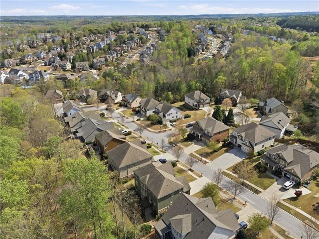 7425 Whistling Duck Way, Flowery Branch, GA 30542