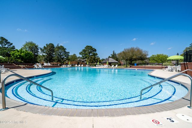 210 Cedar Point Drive, Wallace, NC 28466