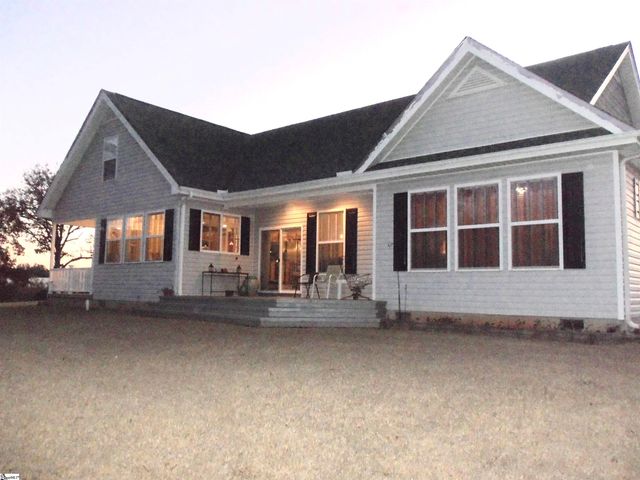 387 Bright Farm Road, Duncan, SC 29334