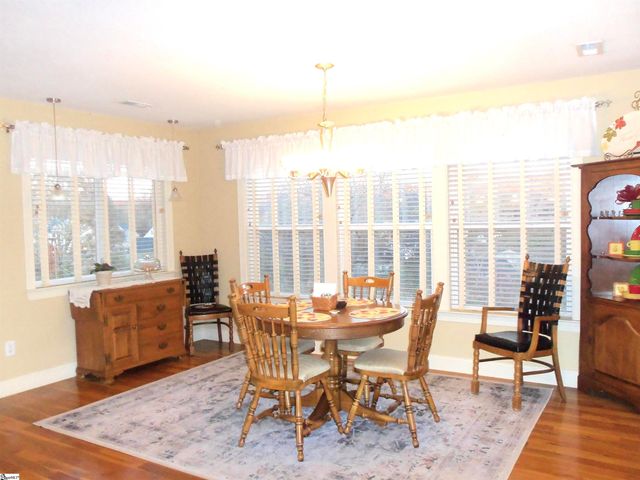 387 Bright Farm Road, Duncan, SC 29334