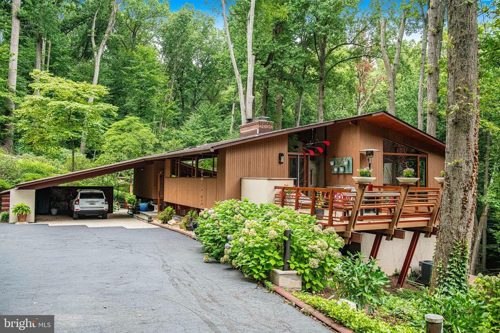 1104 HIGH COUNTRY RD, Baltimore, MD 21286