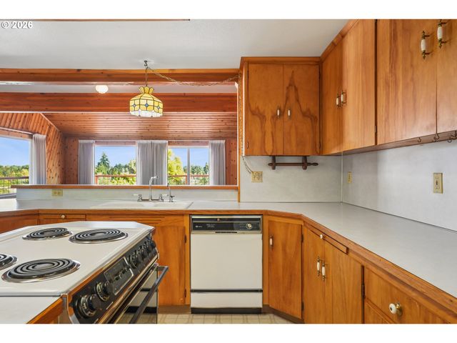 8326 Se 252ND Ave, Gresham, OR 97080