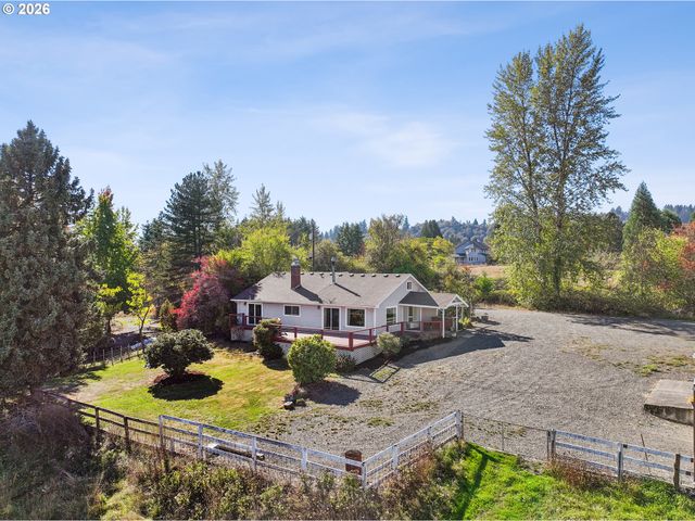 8326 Se 252ND Ave, Gresham, OR 97080