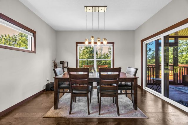 515 Majestic Oak Court, Solon, IA 52333