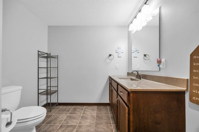515 Majestic Oak Court, Solon, IA 52333