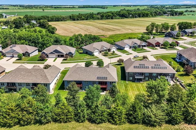 515 Majestic Oak Court, Solon, IA 52333
