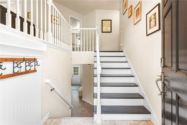 105 Leyland Court, Fayetteville, GA 30215