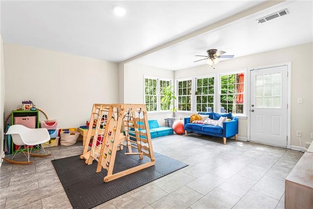 105 Leyland Court, Fayetteville, GA 30215
