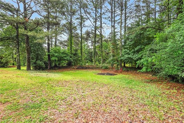 105 Leyland Court, Fayetteville, GA 30215
