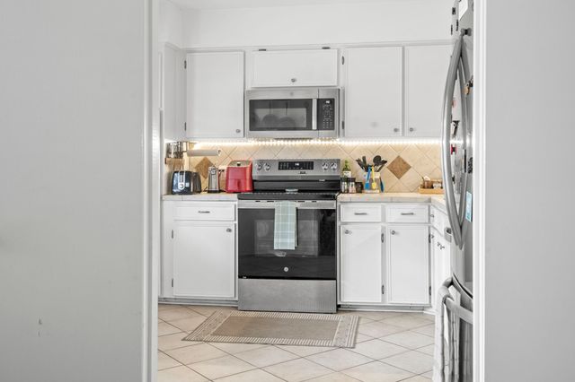 10548 Stone Canyon Road 230, Dallas, TX 75230