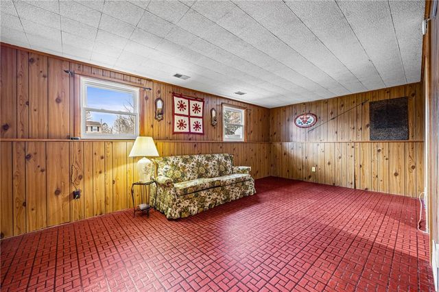 842 Independence Drive, Webster, NY 14580