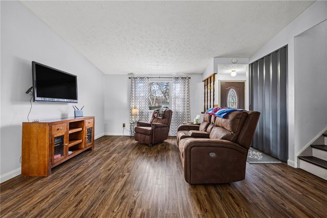 842 Independence Drive, Webster, NY 14580