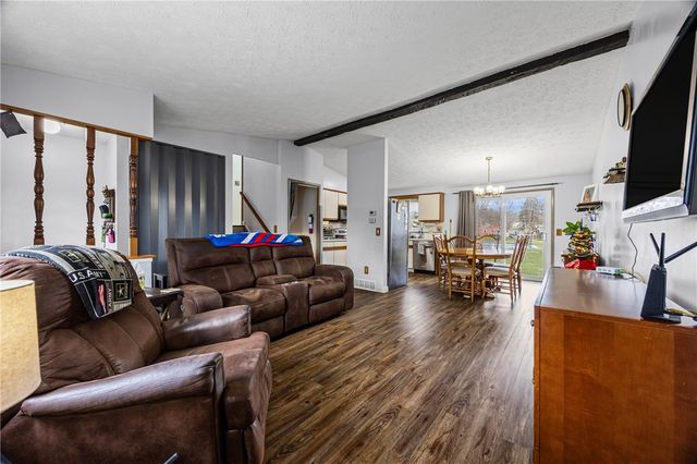 842 Independence Drive, Webster, NY 14580