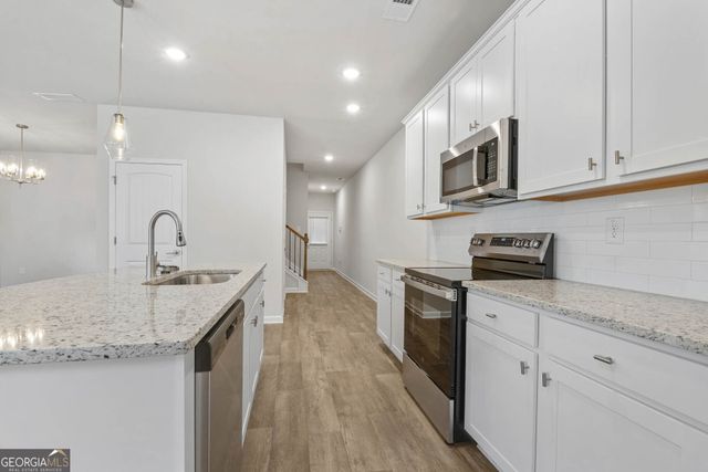 3664 PARKWAY JAMES Drive, Snellville, GA 30039