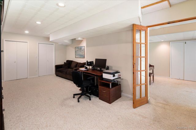 134 Bayberry Close, Chappaqua, NY 10514
