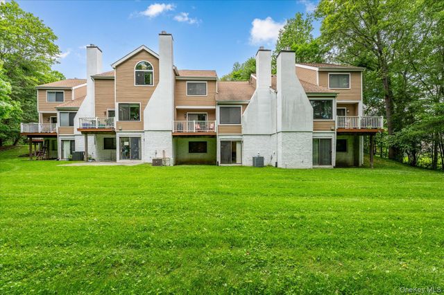 134 Bayberry Close, Chappaqua, NY 10514