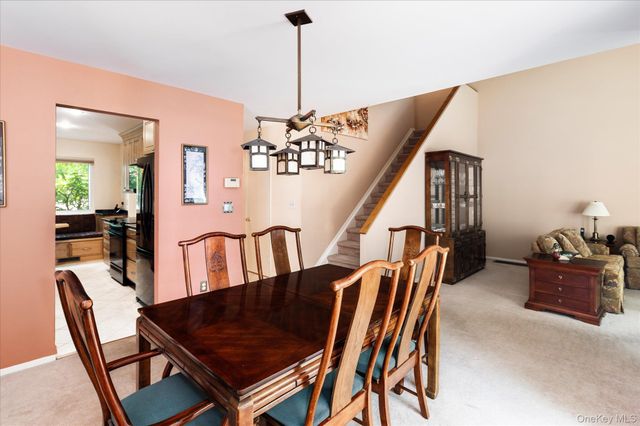 134 Bayberry Close, Chappaqua, NY 10514