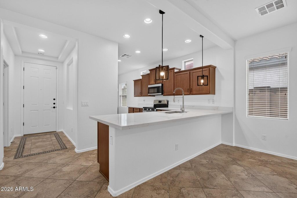 4098 E ALAMO Street, San Tan Valley, AZ 85140 — photo 2