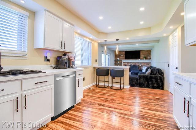 25168 Goddard Road, Taylor, MI 48180
