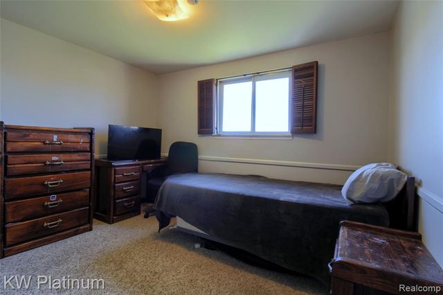 25168 Goddard Road, Taylor, MI 48180