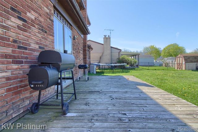 25168 Goddard Road, Taylor, MI 48180
