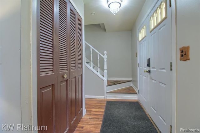 25168 Goddard Road, Taylor, MI 48180
