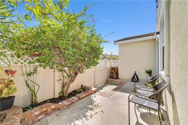 1258 Begovich, Fullerton, CA 92833