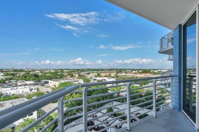 1551 N Flagler Drive 910, West Palm Beach, FL 33401