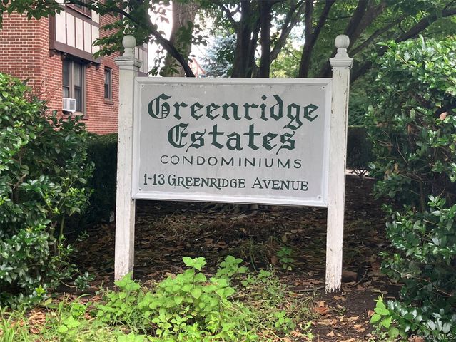 1 Greenridge Avenue D2, White Plains, NY 10605