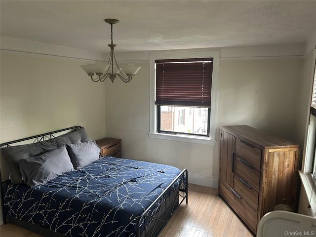 1 Greenridge Avenue D2, White Plains, NY 10605