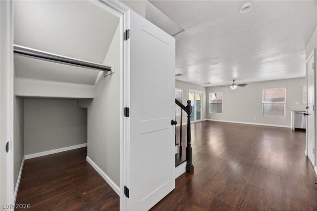 10348 Maurice River, Las Vegas, NV 89183