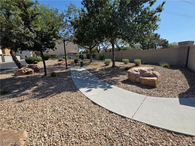 10348 Maurice River, Las Vegas, NV 89183