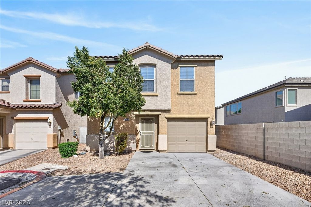 10348 Maurice River, Las Vegas, NV 89183