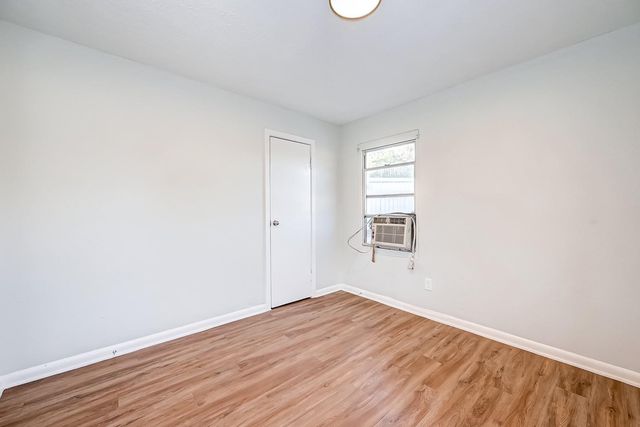 6420 Conley Street 4, Houston, TX 77021