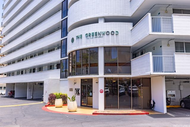 1128 Ala Napunani Street 1703, Honolulu, HI 96818