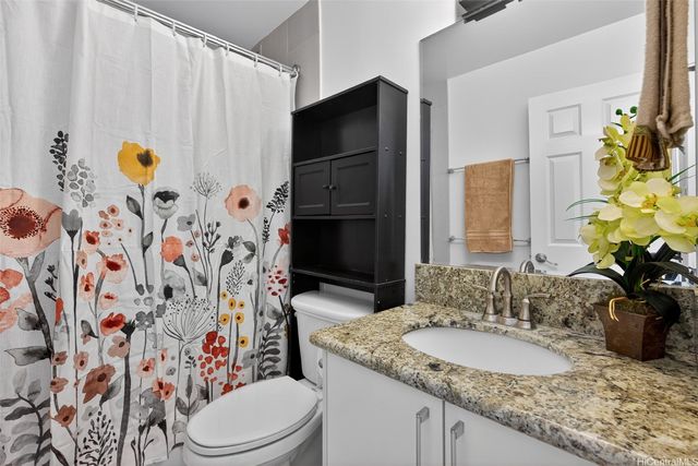 1128 Ala Napunani Street 1703, Honolulu, HI 96818