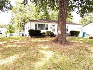 651 Gleason Drive, Bellefontaine Nghbrs, MO 63137