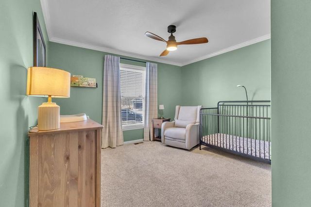 919 E 8th Circle, Kearney, MO 64060