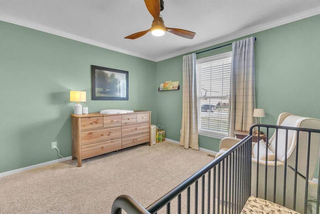 919 E 8th Circle, Kearney, MO 64060