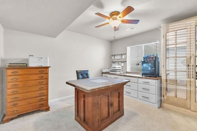 919 E 8th Circle, Kearney, MO 64060