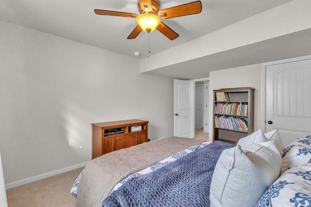 919 E 8th Circle, Kearney, MO 64060