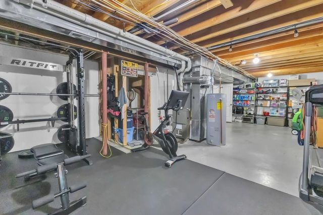 919 E 8th Circle, Kearney, MO 64060