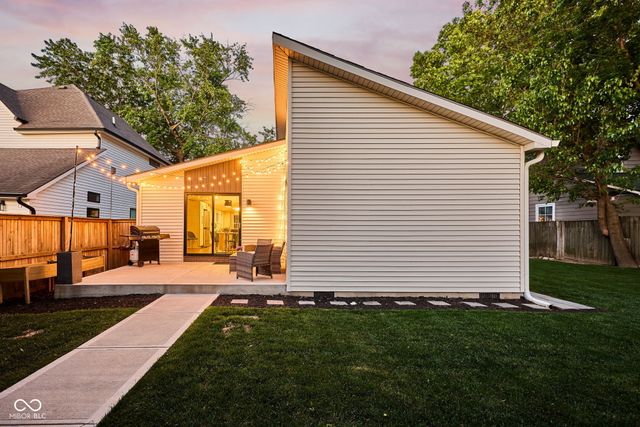 806 N Beville Avenue, Indianapolis, IN 46201